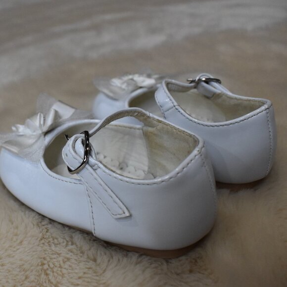 Baby Girls White Dress Shoes Size 3 - Picture 8 of 11